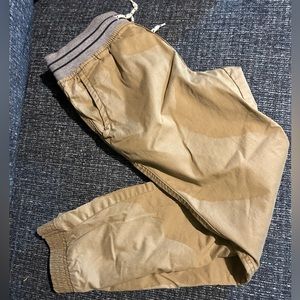 Boys Cat & Jack khaki joggers
